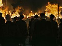 Second image for Vampires Done Right in 30 Days of Night