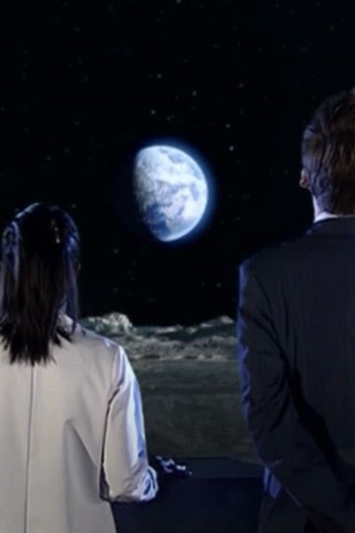 Freema Agyeman as Martha Jones, David Tennant as the 10th Doctor and the Moon.