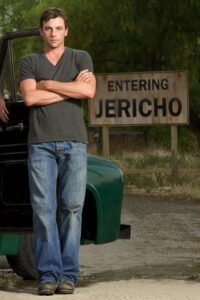 Skeet Ulrich as survivor Jake Green 