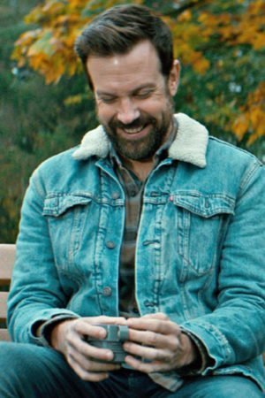 Jason Sudeikis as a slightly manic Oscar.